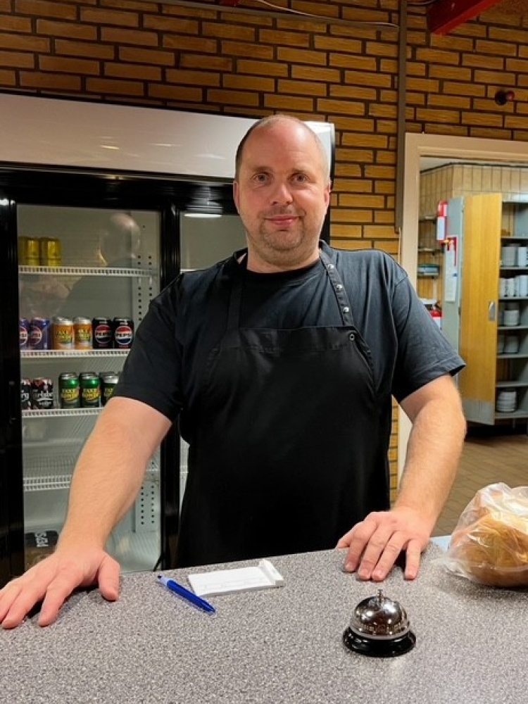 Vært - Jakob Hemmingsen